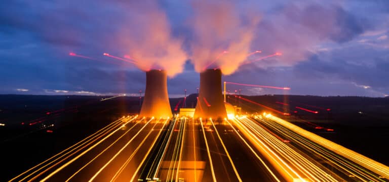 Umfrage Deutschland: Mehrheit will Entlastungen, Atomkraft und Tempolimit
