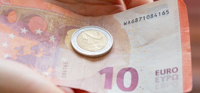 Neuer Mindestlohn: Fast jeder dritte Arbeitnehmer profitiert