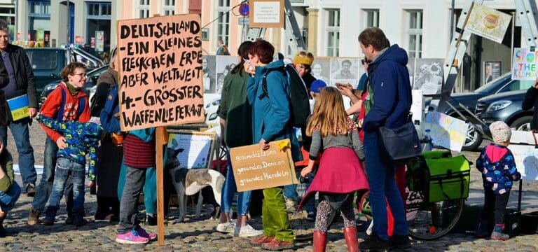GutesKlima Wismar und die “Initiative Parking Day Wismar” veranstalten Klimatag am 15.09.23
