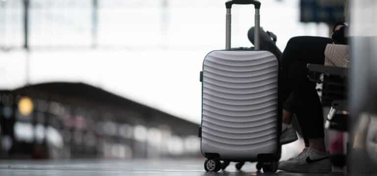 Land reagiert auf Zugausfälle: Auftrag für Expressbusse