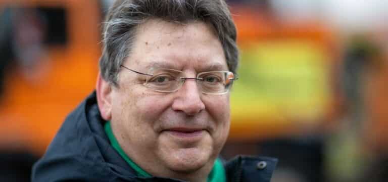 Meyer fordert mehr Zugeständnisse vom Bund für Nahverkehr