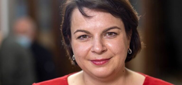 Tod nach Ecstasy-Konsum: Ministerin warnt vor Tabletten-Kauf