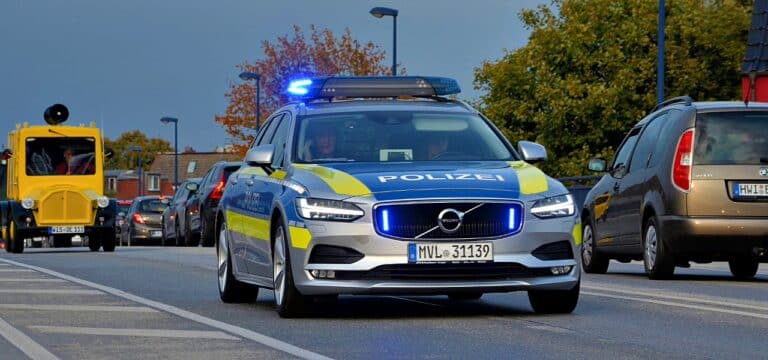 Verkehrseinschränkungen in Wismar am Samstag durch Autokorsos