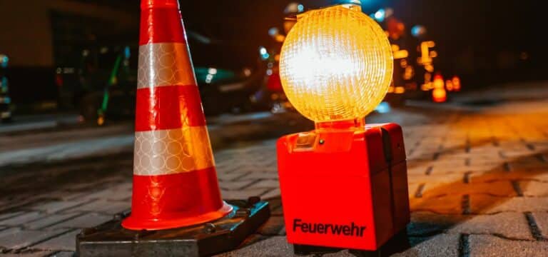 Bad Doberan: Küche in Mehrfamilienhaus in Flammen