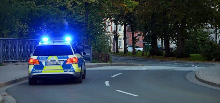 Wismar: Betrunkener mit Kleinkind von der Polizei aufgegriffen