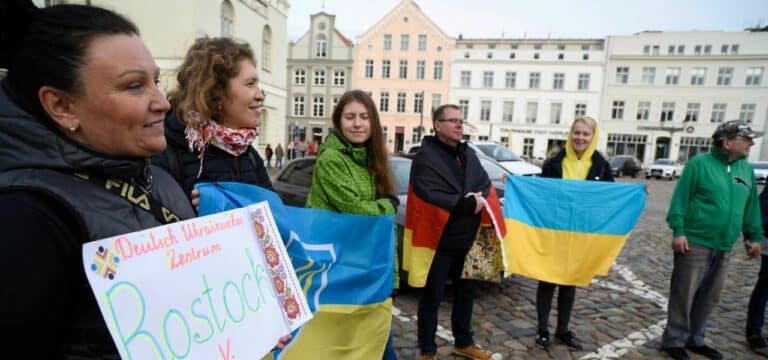 Protestaktion in Wismar: Auch Flüchtlingsunterkunft Thema