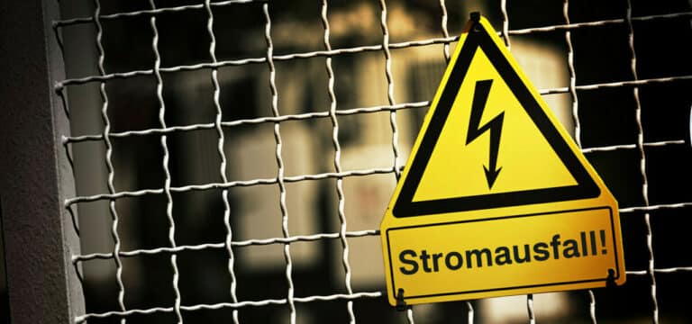 Stromkabel beschädigt: 1500 Kunden ohne Strom