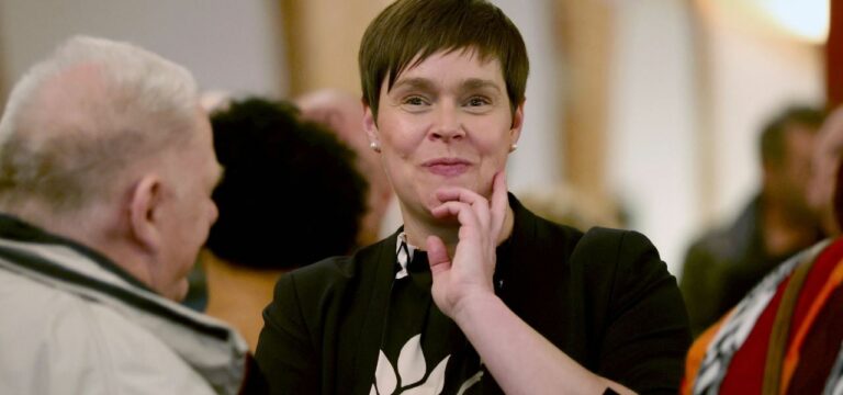 Linke-Politikerin Kröger neue Oberbürgermeisterin