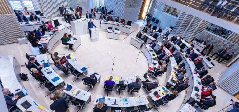 Landtag fordert Ansage zum Ende der Klimastiftung MV