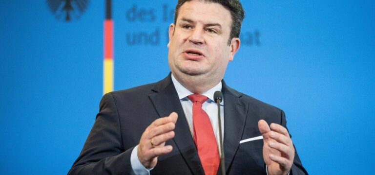 „Nicht mehr nötig“: Heil beendet Corona-Verordnung am Arbeitsplatz