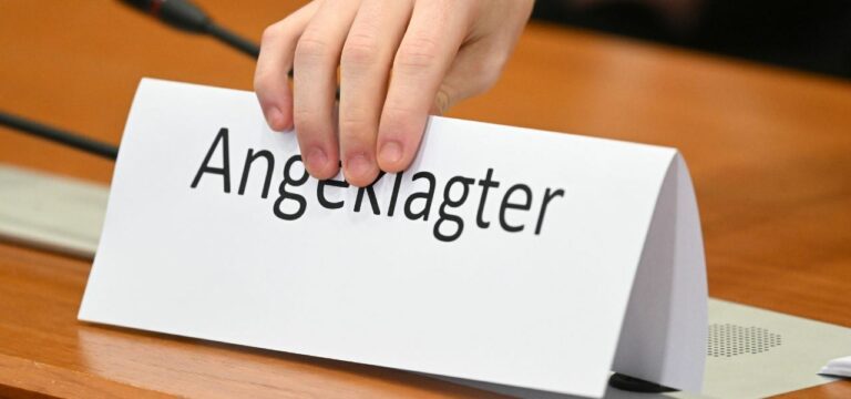 Tod nach Streit auf Weihnachtsmarkt: Prozess beginnt