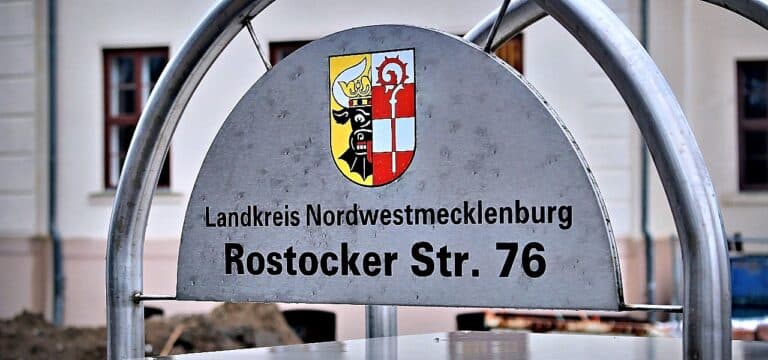 Leitungsstörung: Verwaltung telefonisch nicht erreichbar – Dienstag kein Sprechtag in der Rostocker Straße