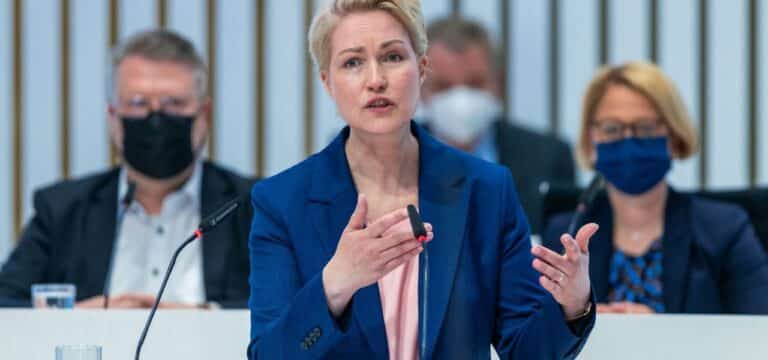 Schwesig begrüßt geplante Vermeidung sozialer Härten
