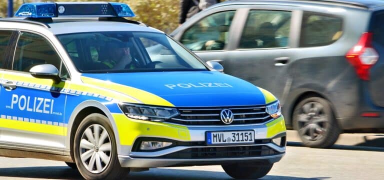 Fußgänger nach Unfall in Groß Klein attackiert – Tatverdächtiger gestellt