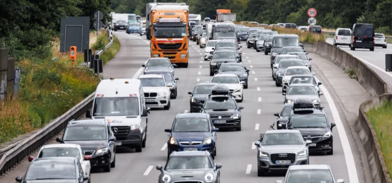 ADAC: Volle Straßen zu Ferienbeginn – keine langen Staus