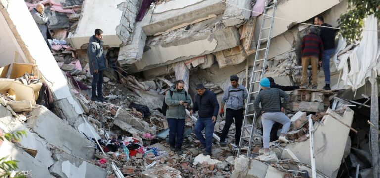 Nach Erdbeben: Trauerbeflaggung an Regierungsgebäuden in MV