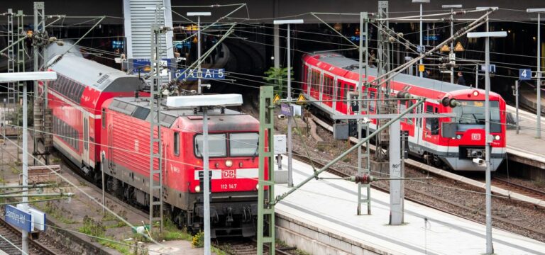 Hansa gegen Hamburger SV am Sonntag: Deutsche Bahn AG setzt Entlastungszug ein