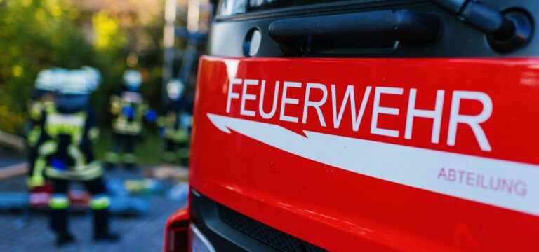 Lastwagen in Brand gesteckt: 80.000 Schaden in Kröpelin