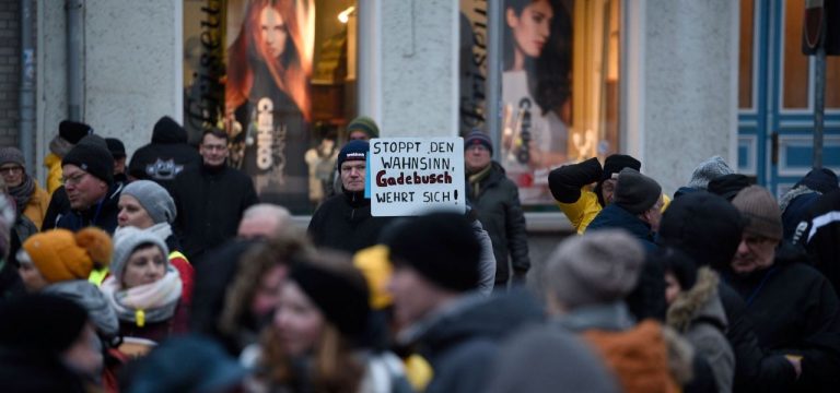 Protest gegen Flüchtlingsunterbringung in Gadebusch