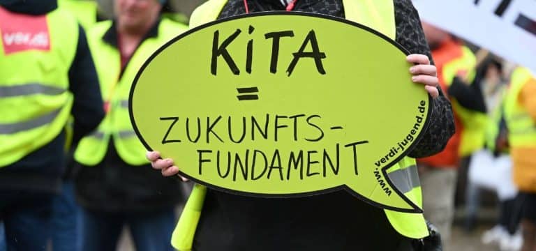 Rostock: Kita-Warnstreik – Mehr Lohn und bessere Bedingungen