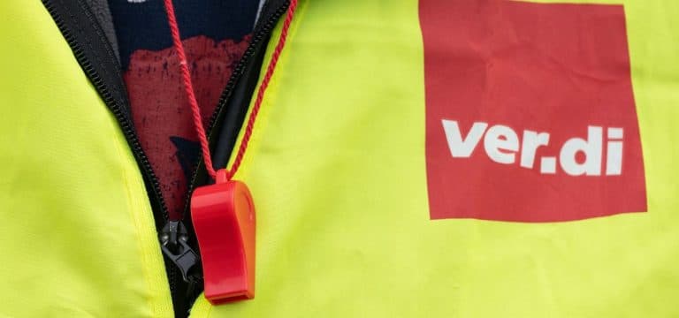 Weder Bus noch Bahn – Warnstreiks lähmen ÖPNV