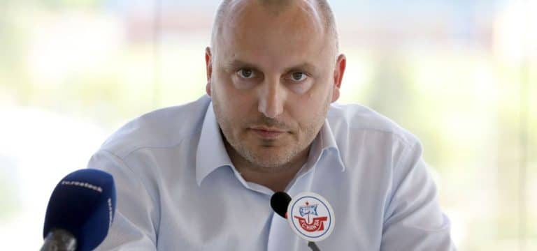 Hansa-Chef aüßert sich zu mutmaßlich rechtsradikalen Fans