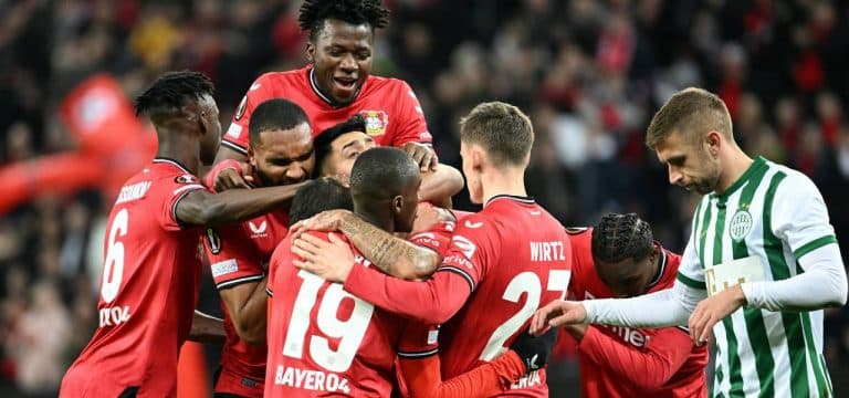 Leverkusen auf Viertelfinal-Kurs 1. FC Union zittert nach wildem Schlagabtausch