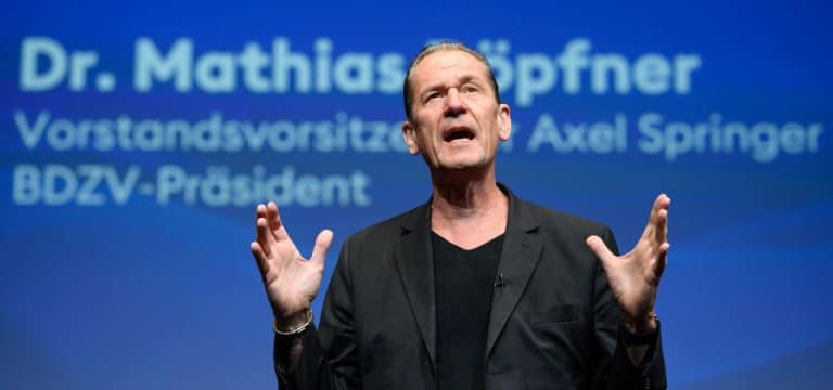 „Verachtung für (…) Menschen“ Ostbeauftragter: Döpfner als Verlagschef nicht tragbar