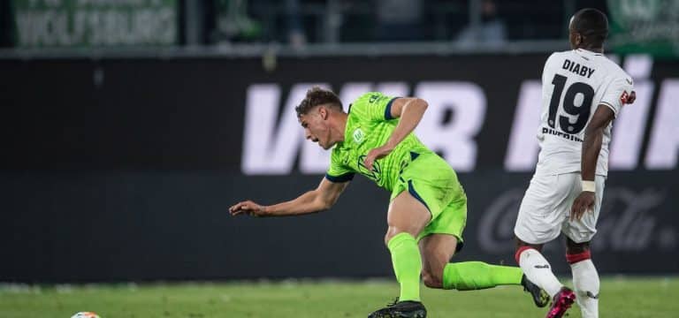Bayer 04 lässt Serie reißen, aber hält Wölfe auf Distanz