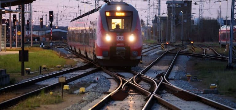 Sechstägiger Lokführerstreik: Deutsche Bahn will heute Notfallplan bekannt geben