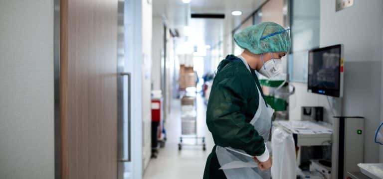 Krankenhaus: Mehr als 40 Soldatinnen und Soldaten behandelt