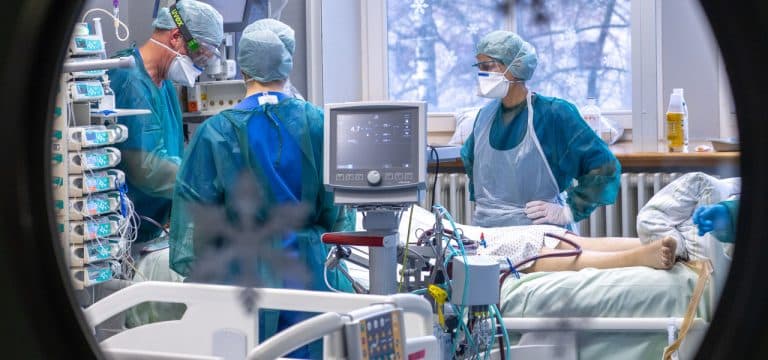 Ärzte und Apotheker warnen vor „Gesundheitskollaps“