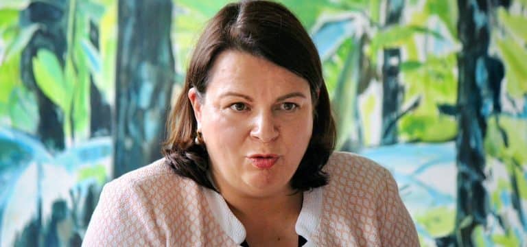 Drese dringt auf Reformen in der Pflegeversicherung