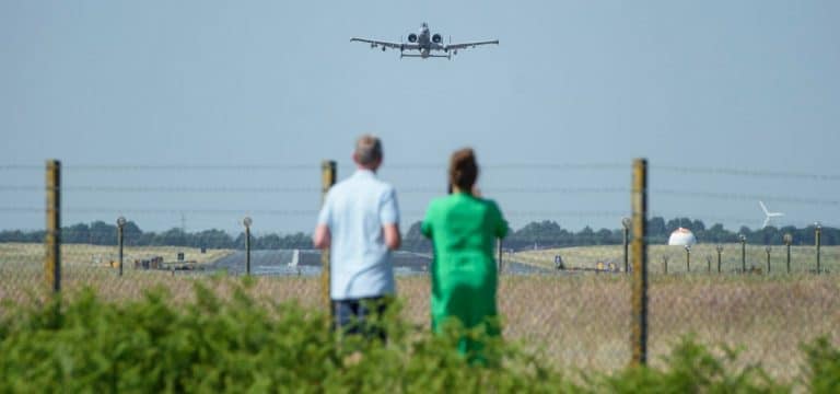 „Air Defender“ trainiert Schutz des Rostocker Hafens