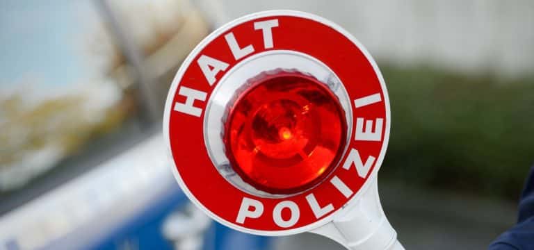 Polizei zieht Lkw-Fahrer mit 3,65 Promille aus dem Verkehr