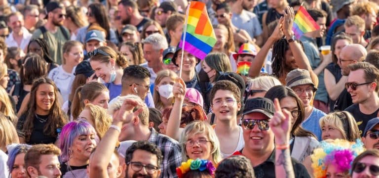 „CSD in Rostock“: Behinderungen aufgrund eines Aufzuges in der Innenstadt