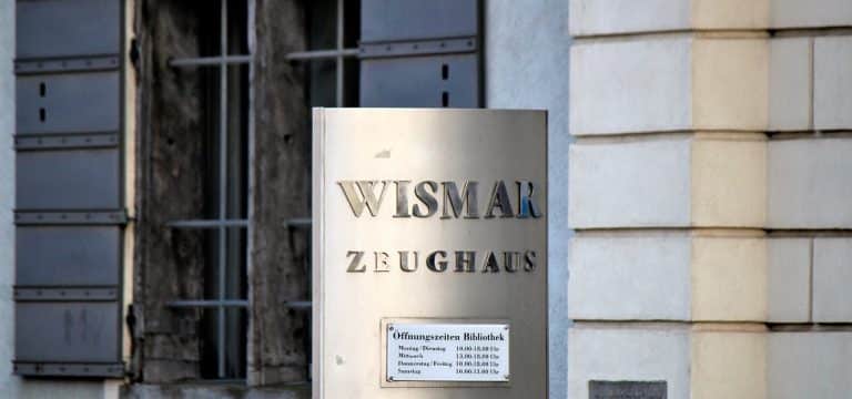 „Von Grenzen, Flucht und Identität“: „Das geteilte Deutschland“ in der Stadtbibliothek Wismar