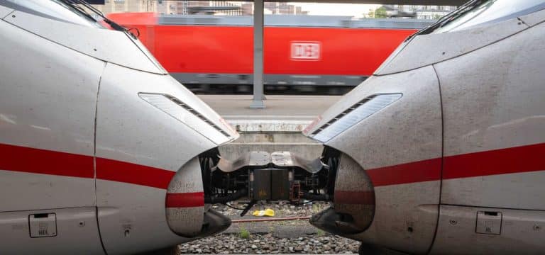 Vor Beginn der Schlichtung: EVG-Chef Vorsitzende Burkert droht mit langem Streik