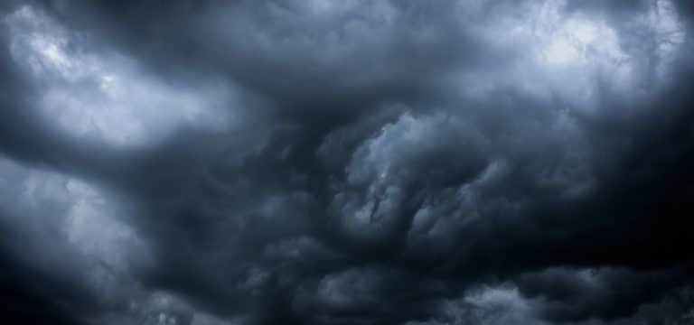Tief „Peggy“ sorgt für unbeständige Lage in der Region: Gewitter, Sturmböen und auffrischender Wind
