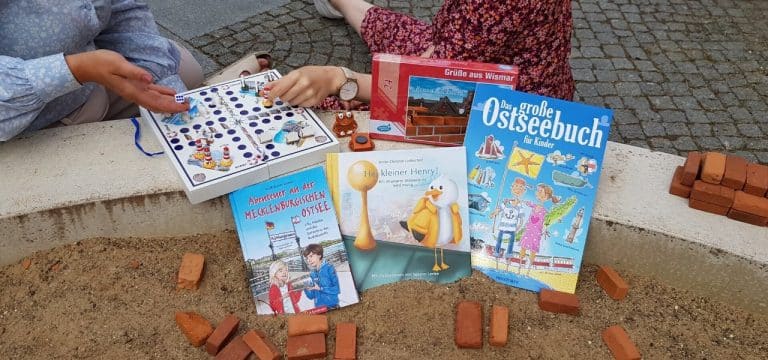 Wismar: Andenken für Kinder in der Tourist-Information