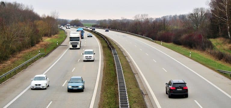 Auto auf A20 bei Wismar in Brand geraten