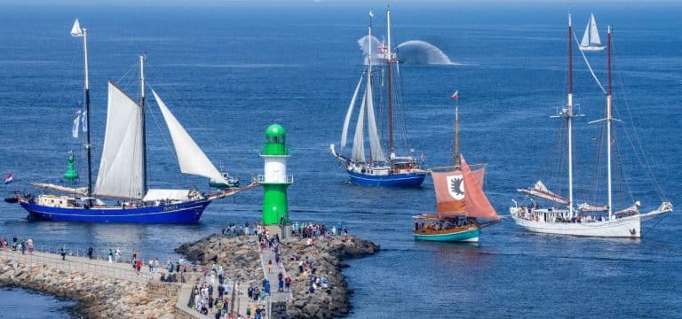 Hanse Sail geht auf Zielgerade: Ausfahrten und Bühnenshows
