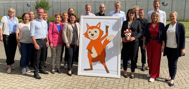 Justizministerin und Sozialministerin besuchen JVA Waldeck