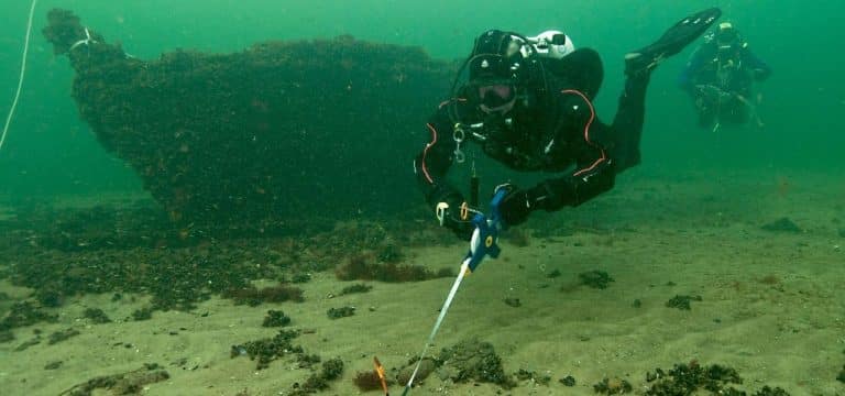 Den Wracks auf der Spur: Abtauchen in der Ostsee
