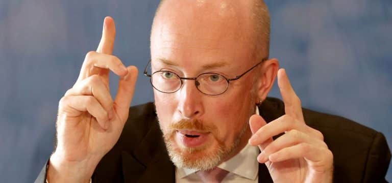 MV-Verfassungsschutz: Experte bescheinigt Fortschritte