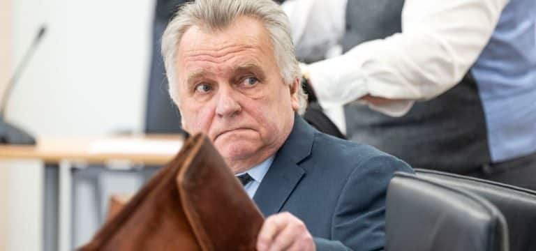 Betrugsprozess gegen Ex-Bundesminister wird fortgesetzt