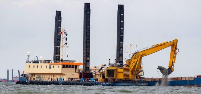 Verleger für LNG-Terminal erreicht Greifswalder Bodden