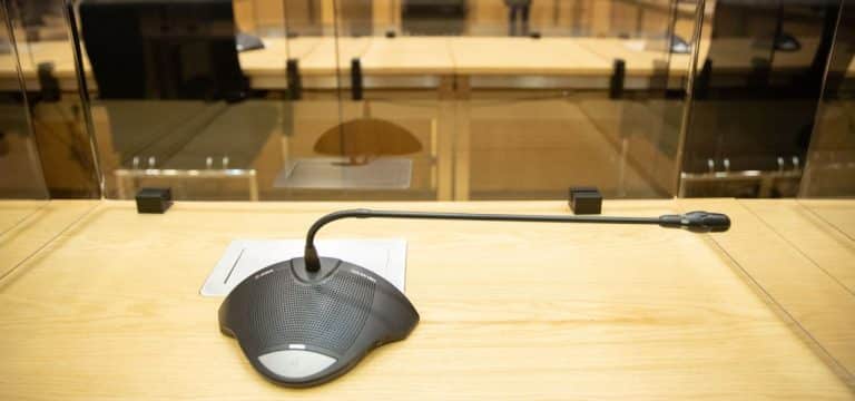 Verschleppte Genehmigungen für Windkraft? Verhandlung