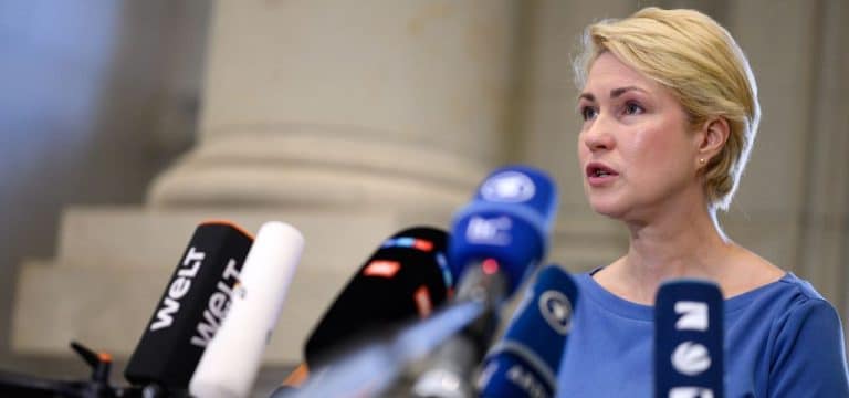 Schwesig macht Reha-Kur nach Krebserkrankung