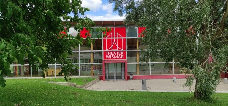 „8. Wismarer Lachnacht“ am 15.09.23 im Theater der Hansestadt